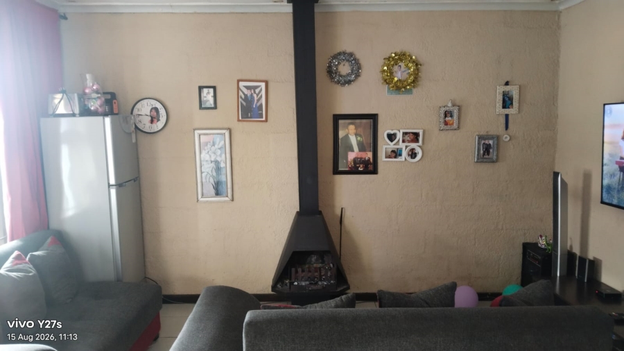 2 Bedroom Property for Sale in Bernadino Heights Western Cape